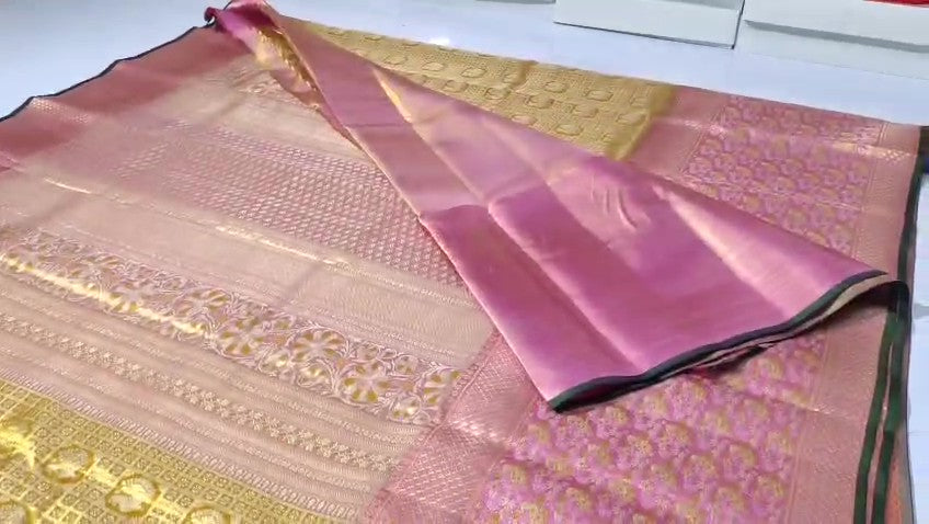 Guld Kanchipuram Håndvævet Brokade Meenakari Silkesari