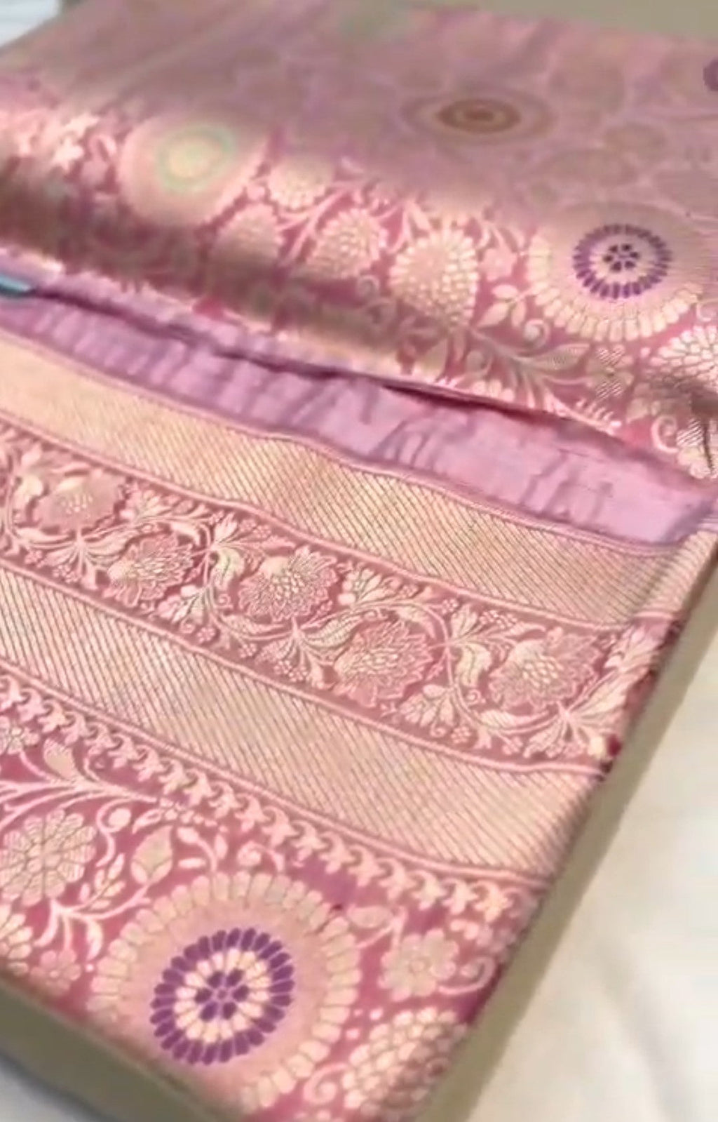 Pink Banarasi Håndvæv Katan Silk Meenakari Saree