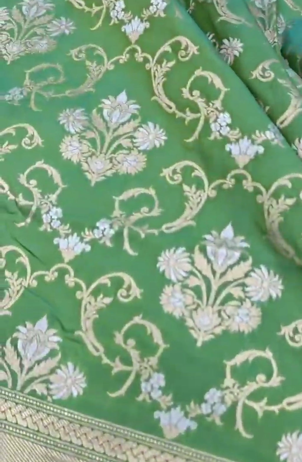Green Banarasi Semi Katan Silk Sona Rupa Saree