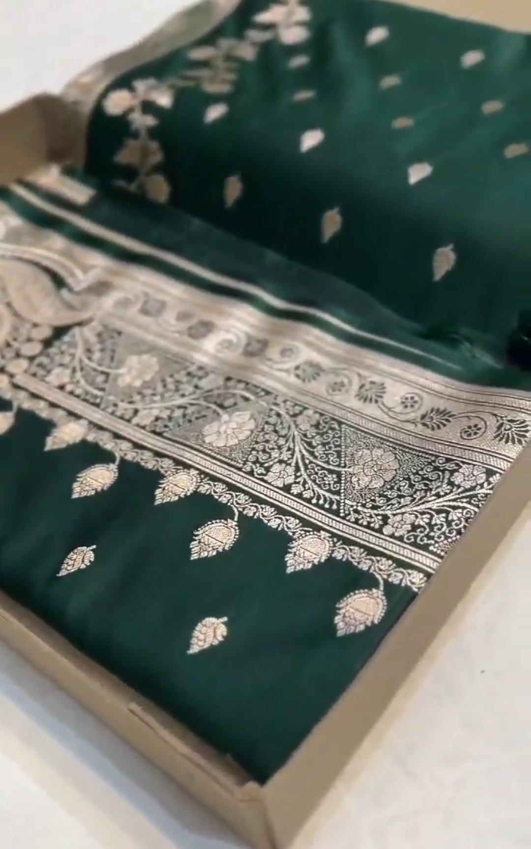 Bottle Green Banarasi Mashru Soft Silk Saree