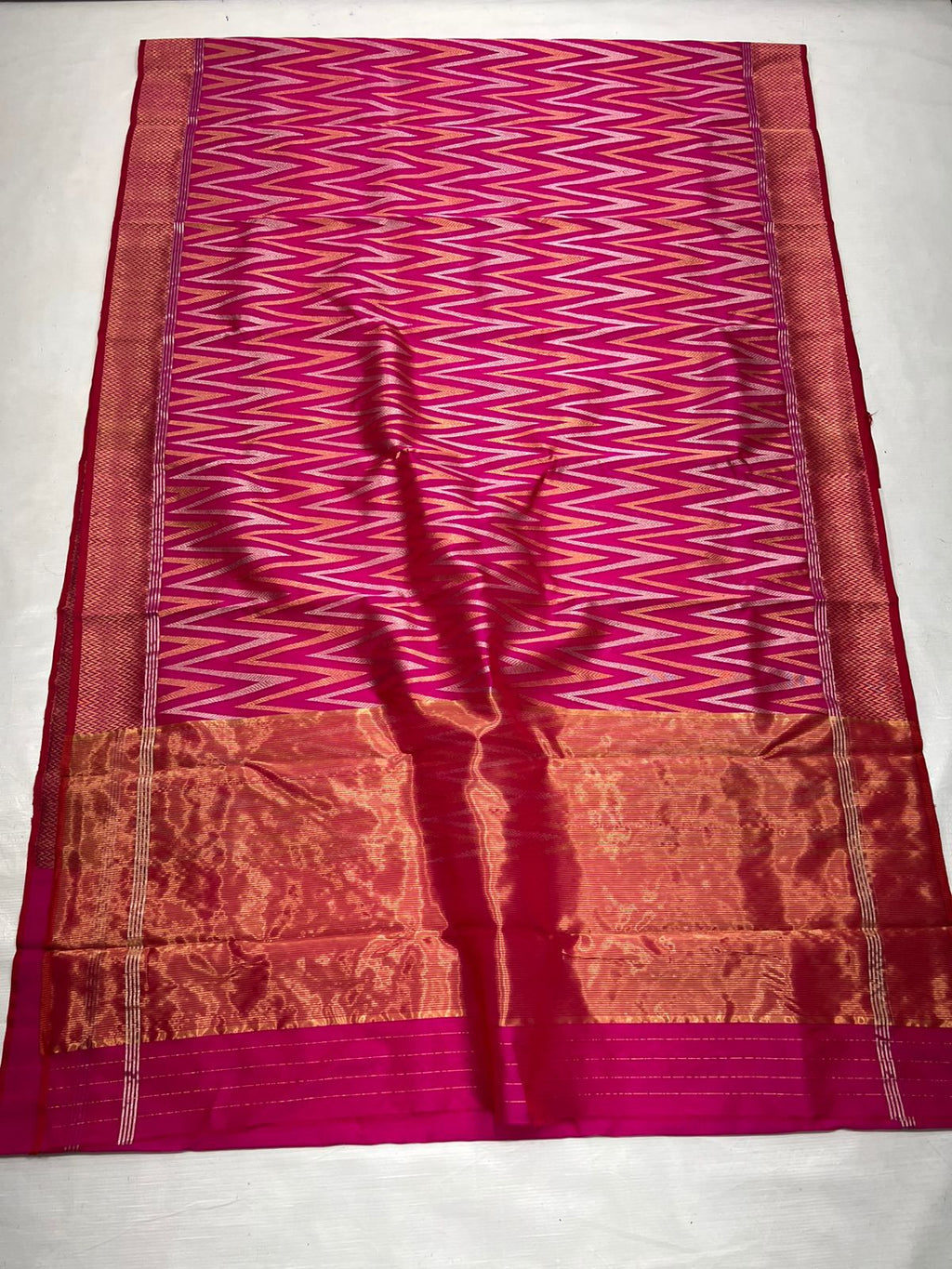 Dark Pink Chanderi Handloom Pattu Silk Handwork Saree