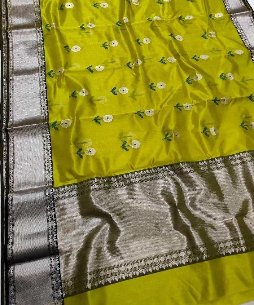 Mehandi Green Chanderi Handloom Pattu Silk Meenakari Nakshi Saree