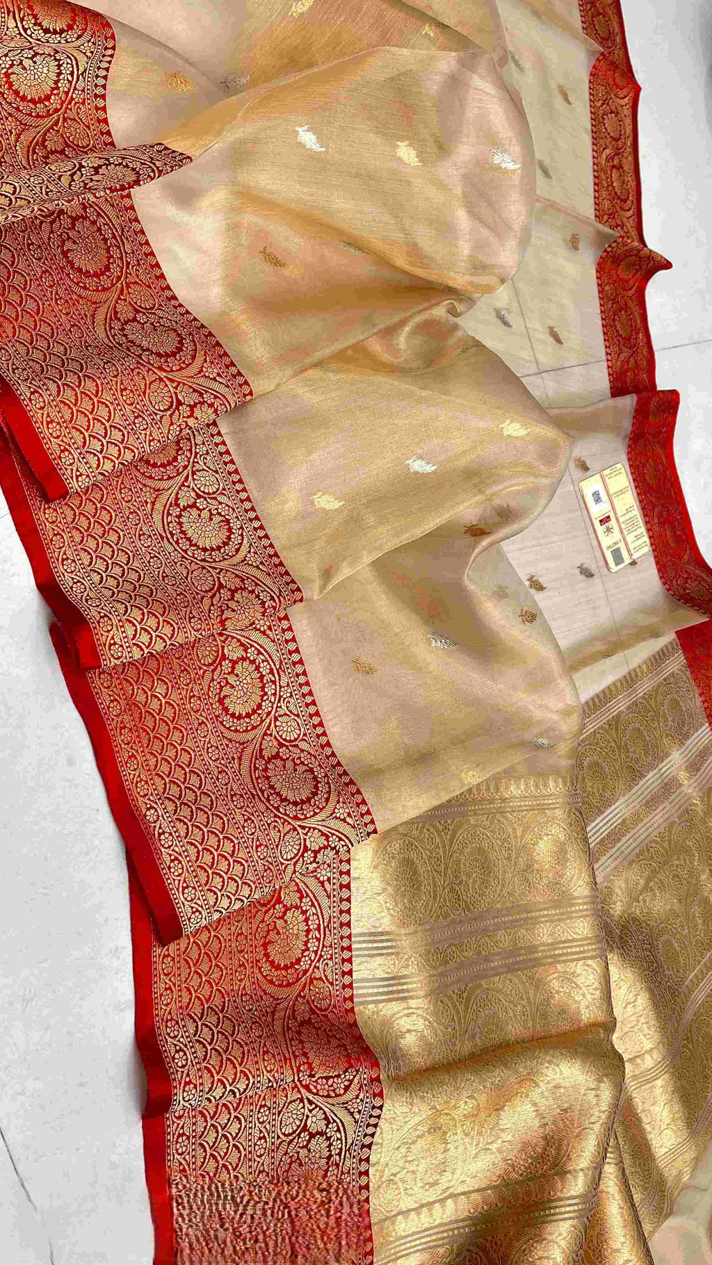 Gold Banarasi Handloom Kora Tissue Silk Saree