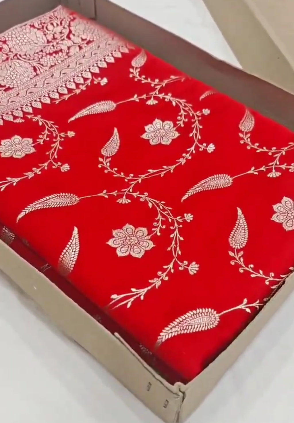 Red Banarasi Mashru Soft Silk Saree