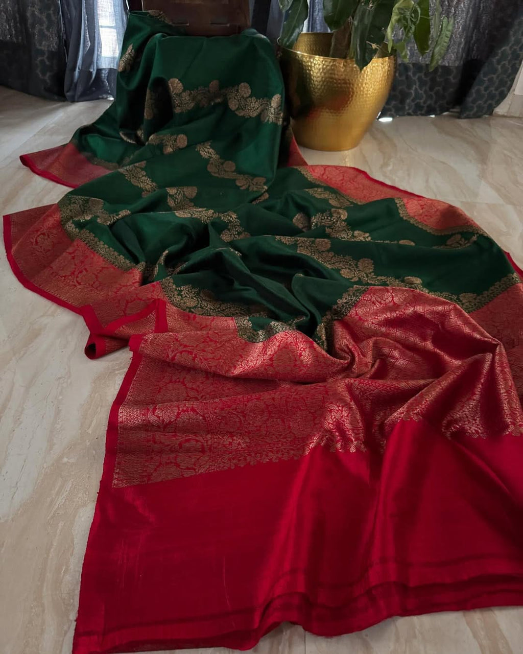 Bottle Green Banarasi Handloom Tussar Raw Silk Saree