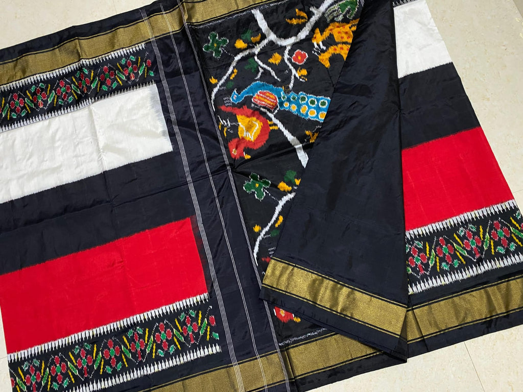 Red, White & Black Pochampally Handloom 3D Ikkat/Ikat Silk Saree
