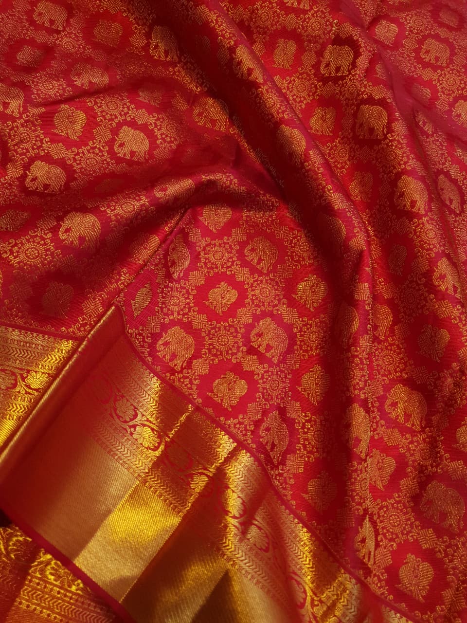 Chilly Red Kanchipuram Handloom 2G Gold Pattu Silk Meenakari Saree