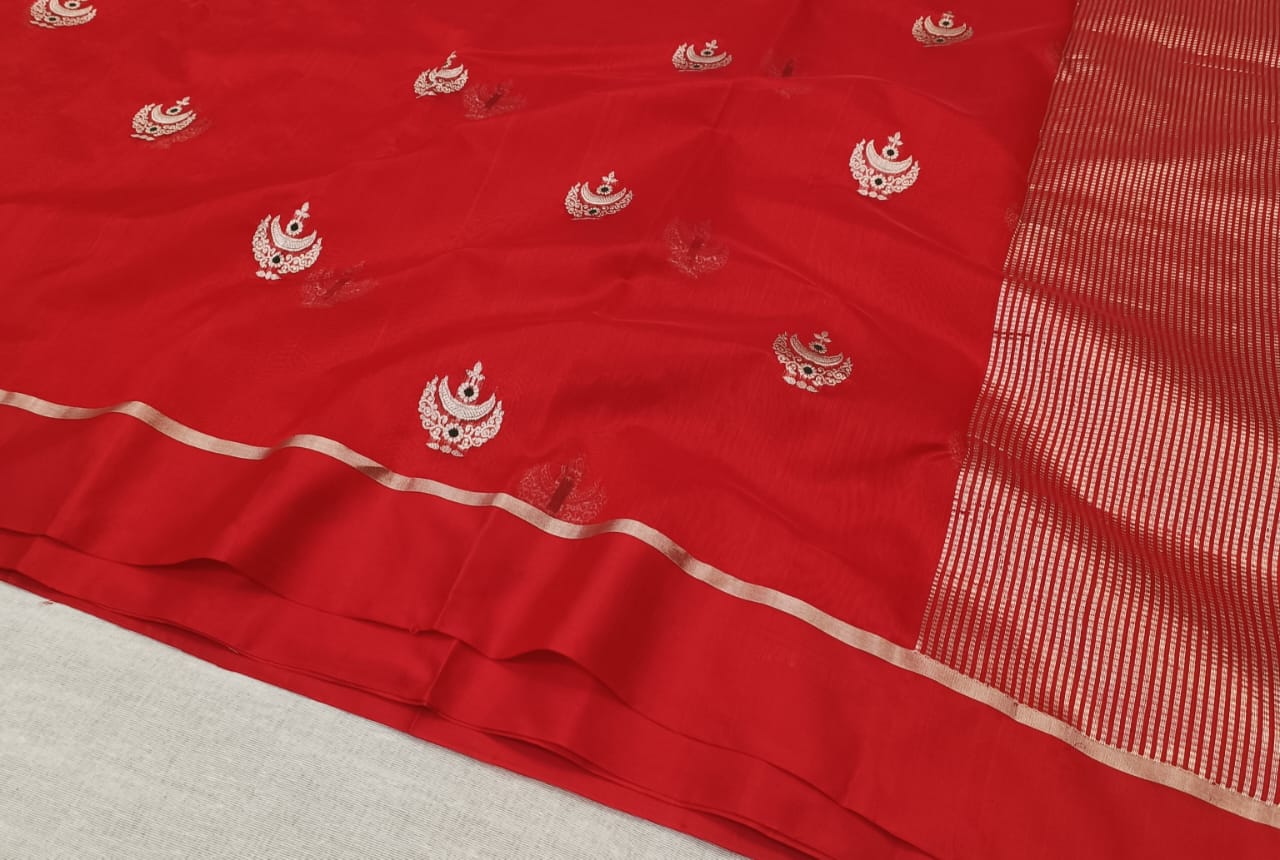Red Chanderi Handloom Pattu Silk Eknal Buttas Saree
