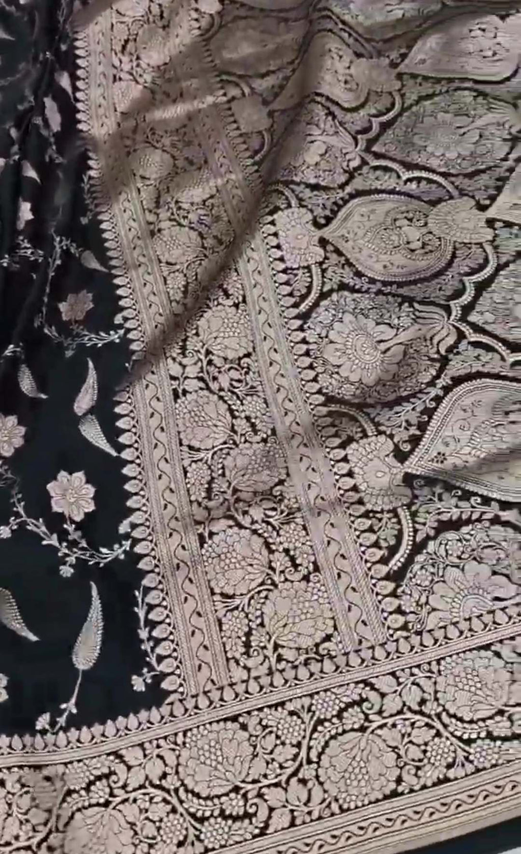 Black Banarasi Mashru Soft Silk Saree