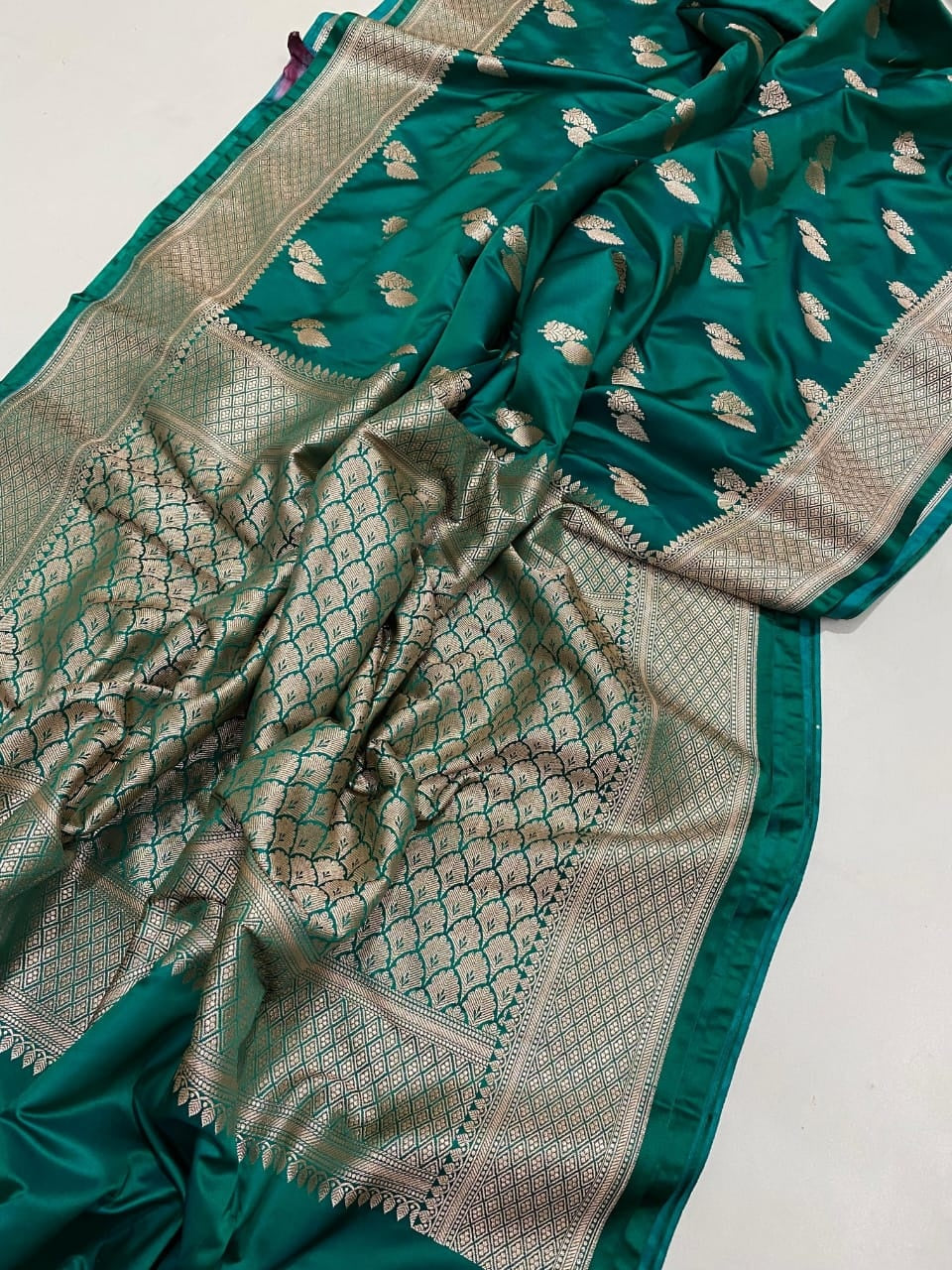 Sea Green Banarasi Mashru Soft Silk Saree