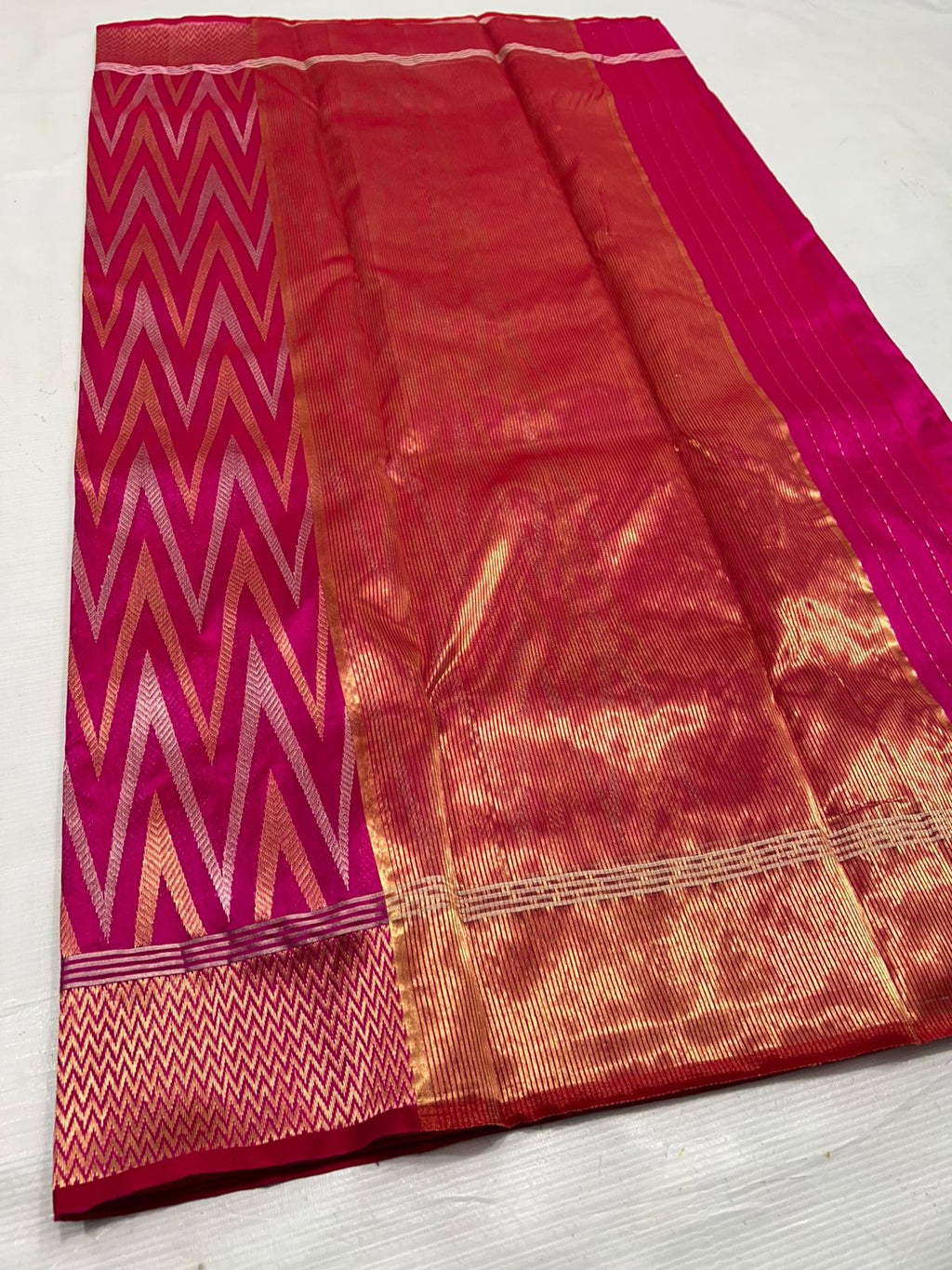 Dark Pink Chanderi Handloom Pattu Silk Handwork Saree