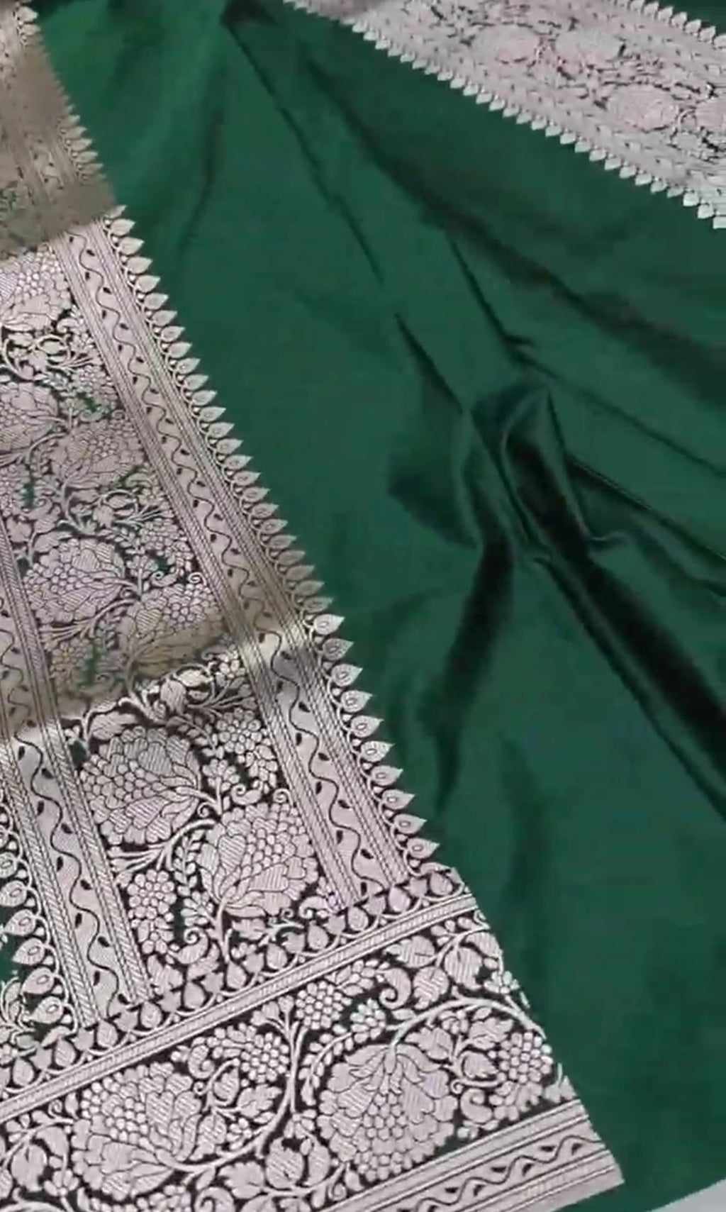 Bottle Green Banarasi Mashru Soft Silk Saree