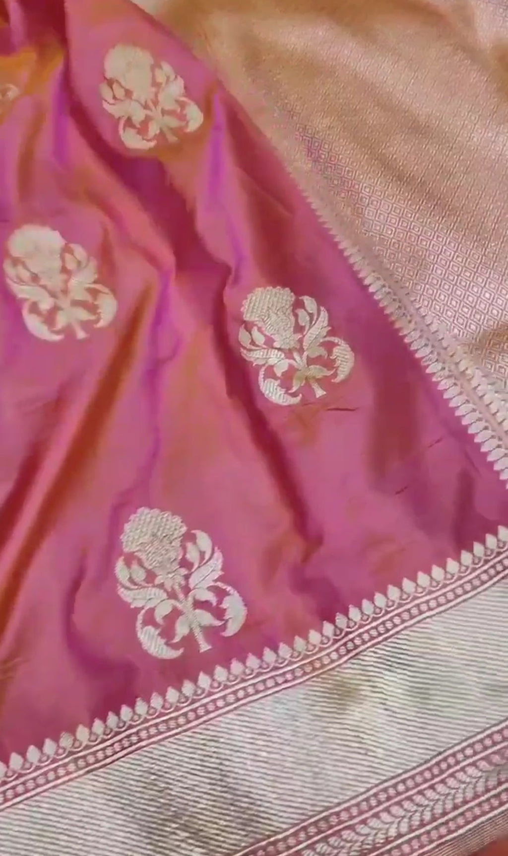 Dual Tone Pink Banarasi Handloom Katan Silk Saree