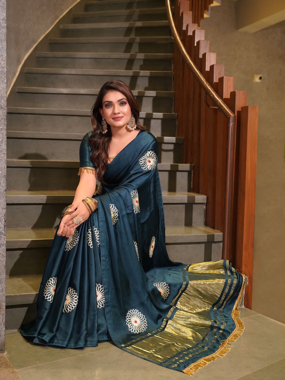 Dark Sea Green Hand Embroidered Jaipuri Gajji Silk Saree