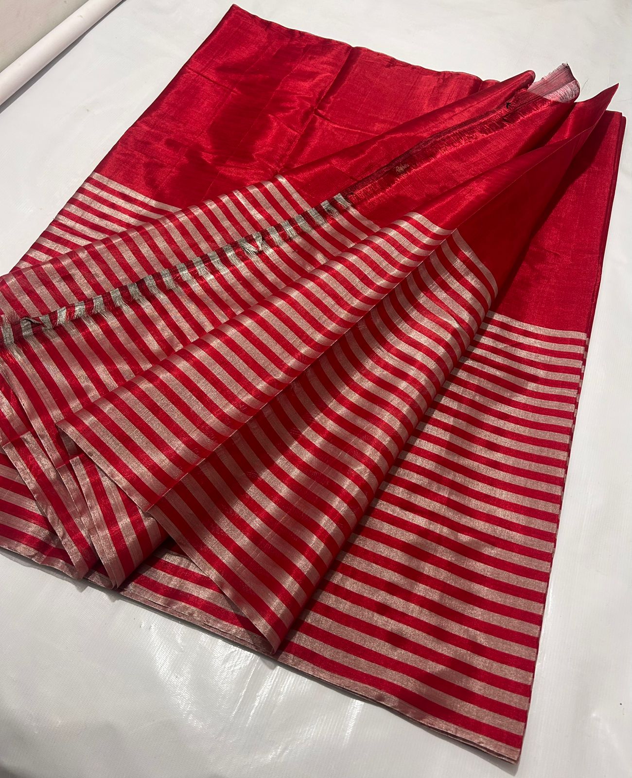 Red Chanderi Handloom Metallic Tissue Silk Contemporary Saree