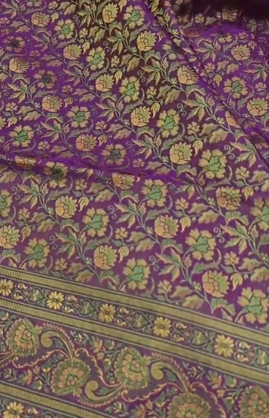 Magenta Banarasi Semi Katan Silk Tanchoi Brocade Saree