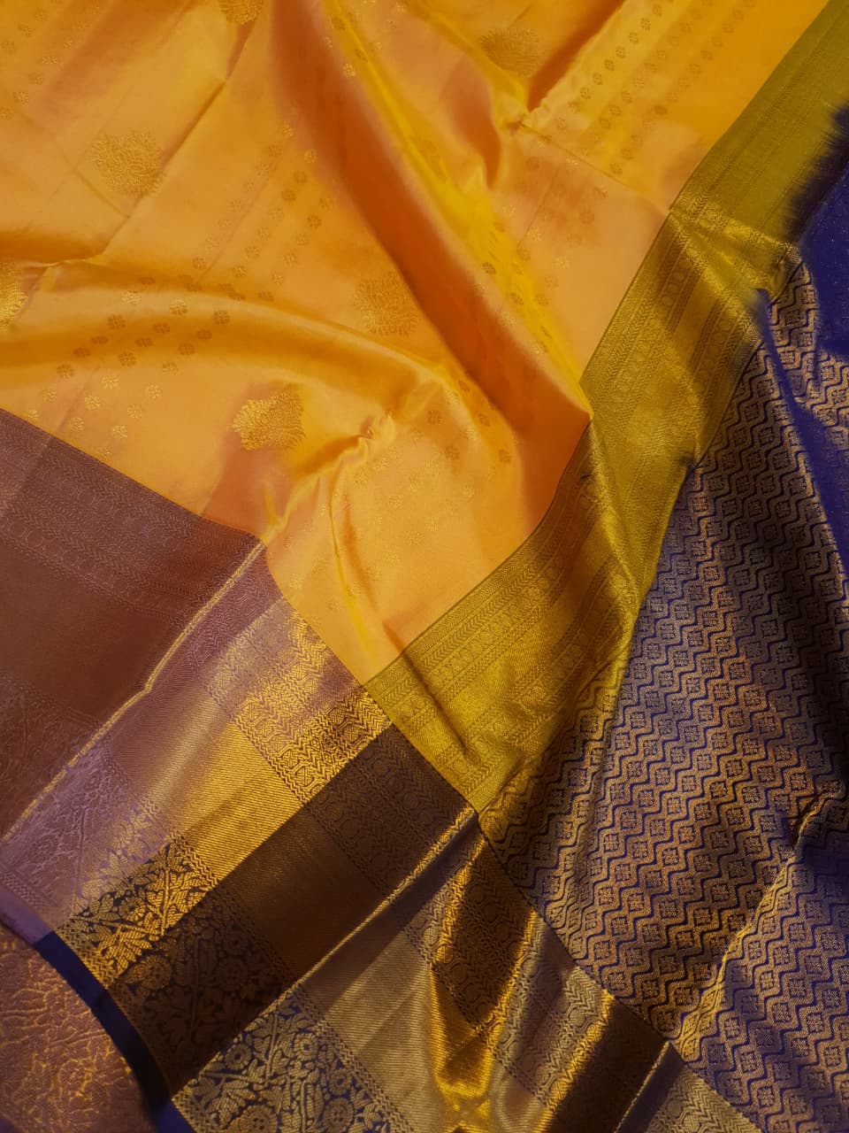 Golden Yellow Kanchipuram Handloom 2G Gold Pattu Silk Saree