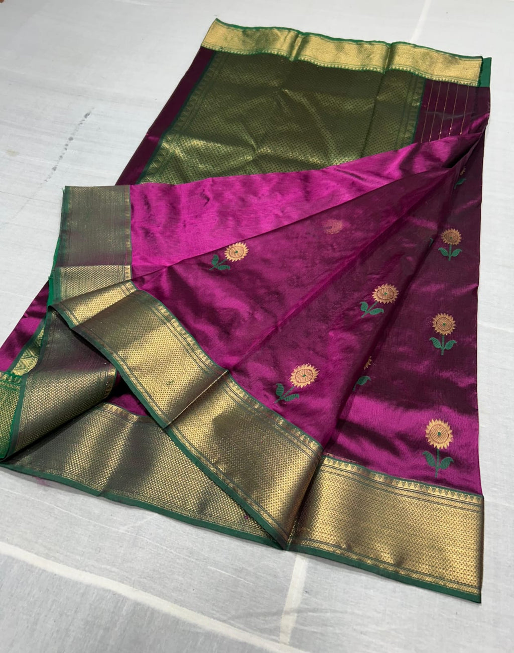 Magenta Chanderi Handloom Pattu Silk Meenakari Nakshi Saree