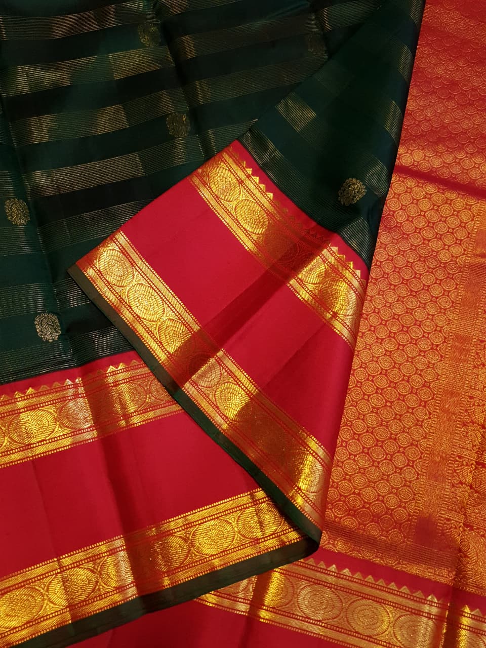 Bottle Green Kanchipuram Handloom 2G Gold Korvai Silk Saree