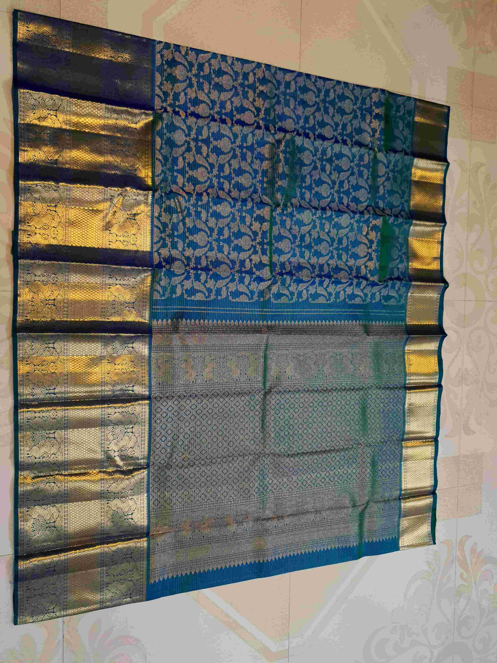 Peacock Blue Kanchipuram Handloom 2G Gold Vairaoosi Silk Saree