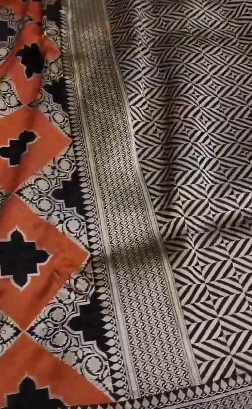 Black Banarasi Handloom Katan Silk Rangkaat Meenakari Saree
