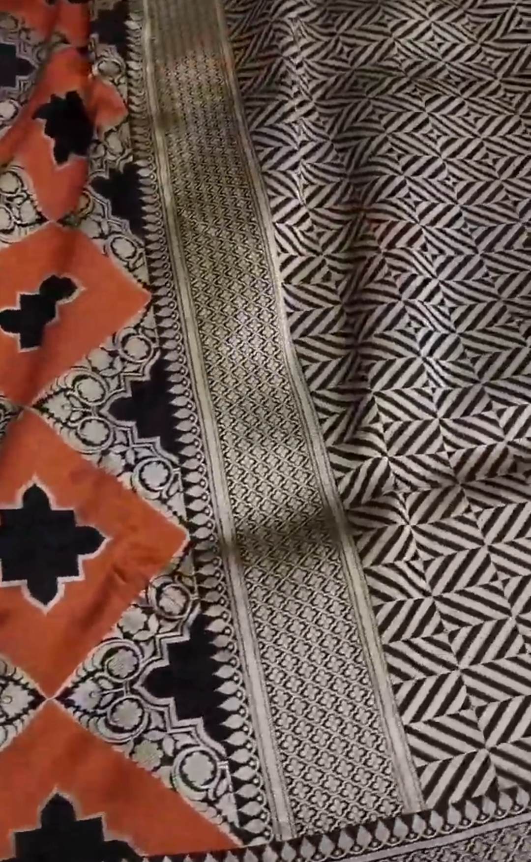 Black Banarasi Handloom Katan Silk Rangkaat Meenakari Saree