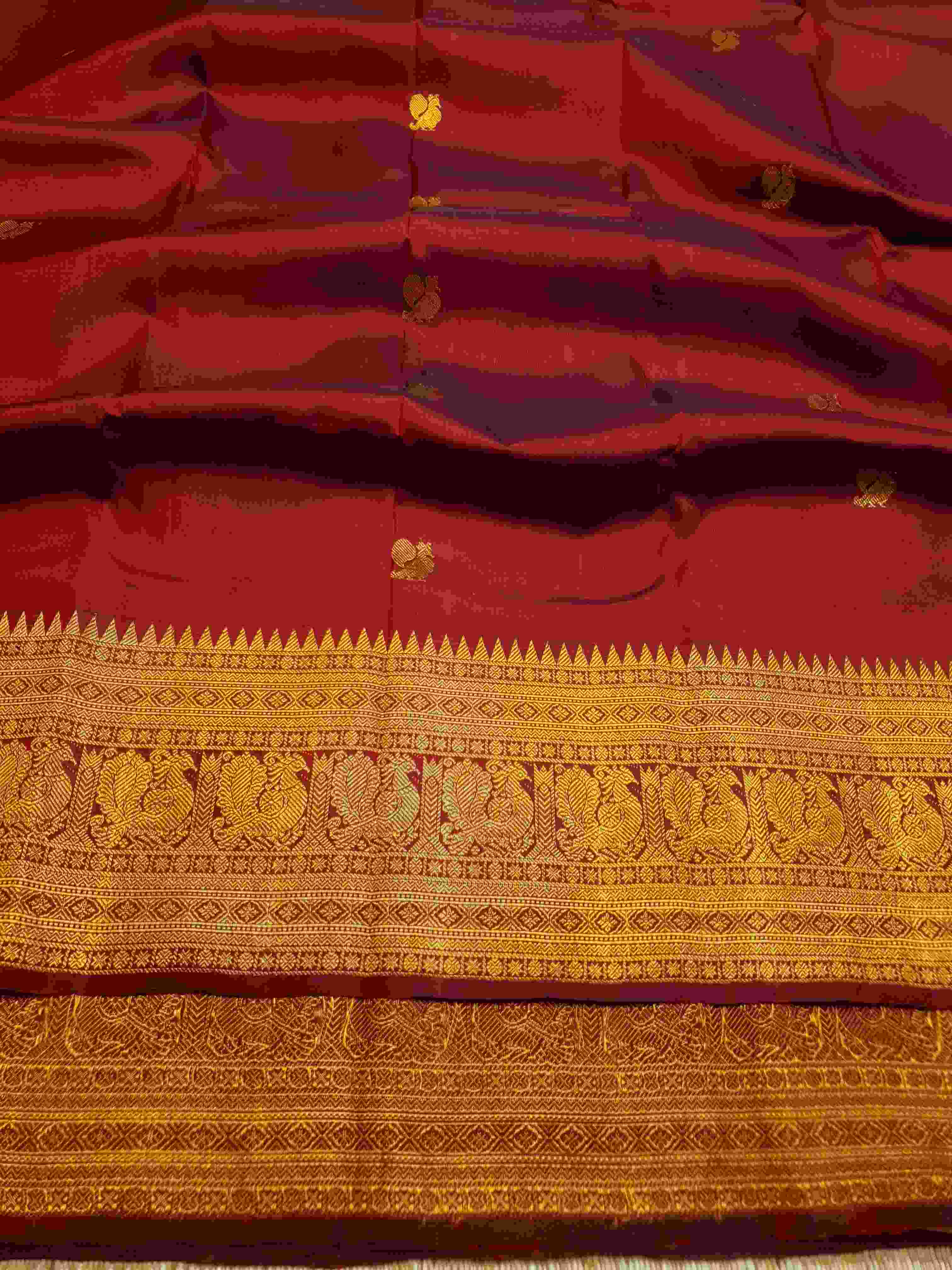 Rustic Red Kanchipuram Handloom 2G Gold Pattu Silk Saree