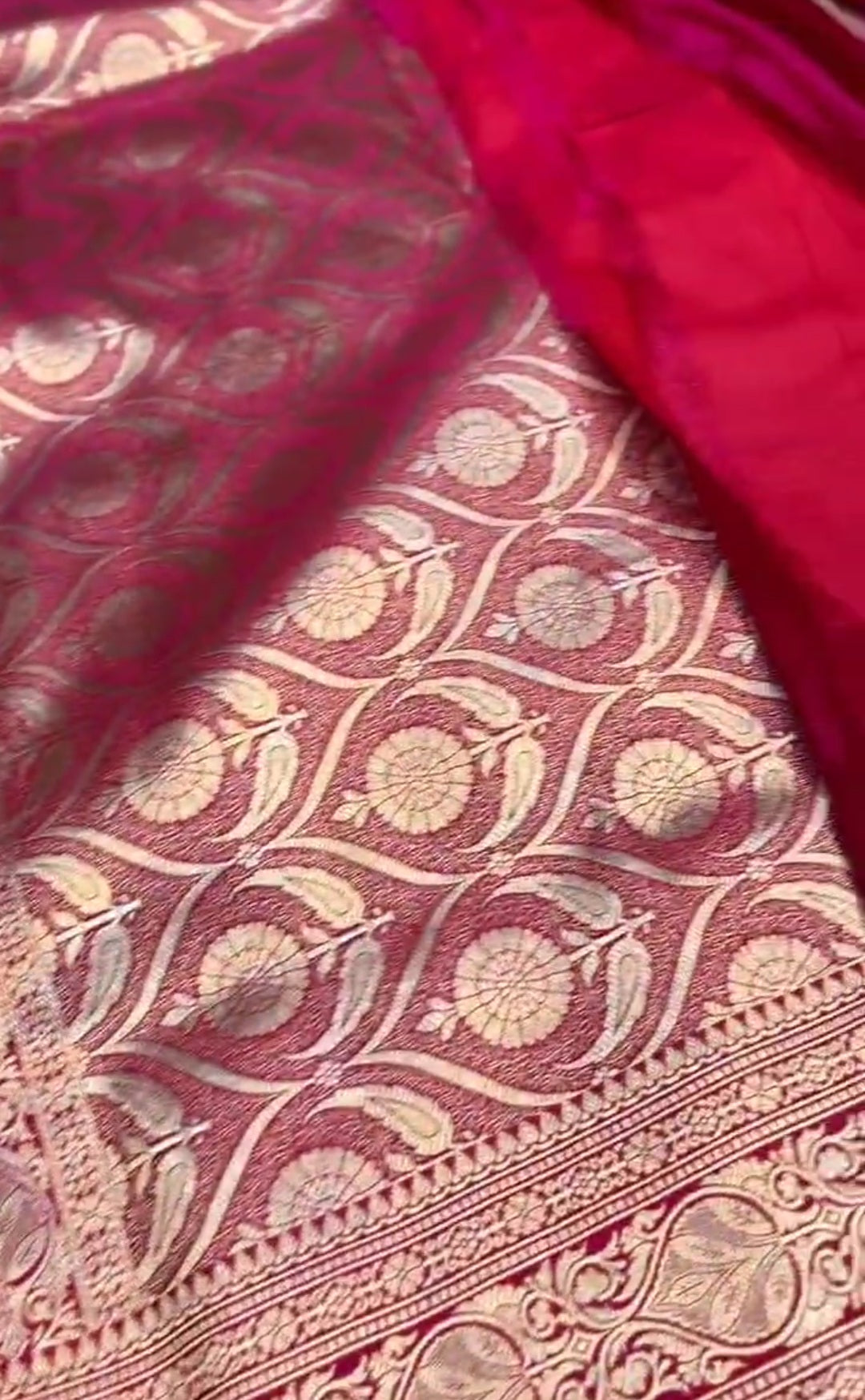 Dual Tone Dark Pink Banarasi Mashru Soft Silk Saree