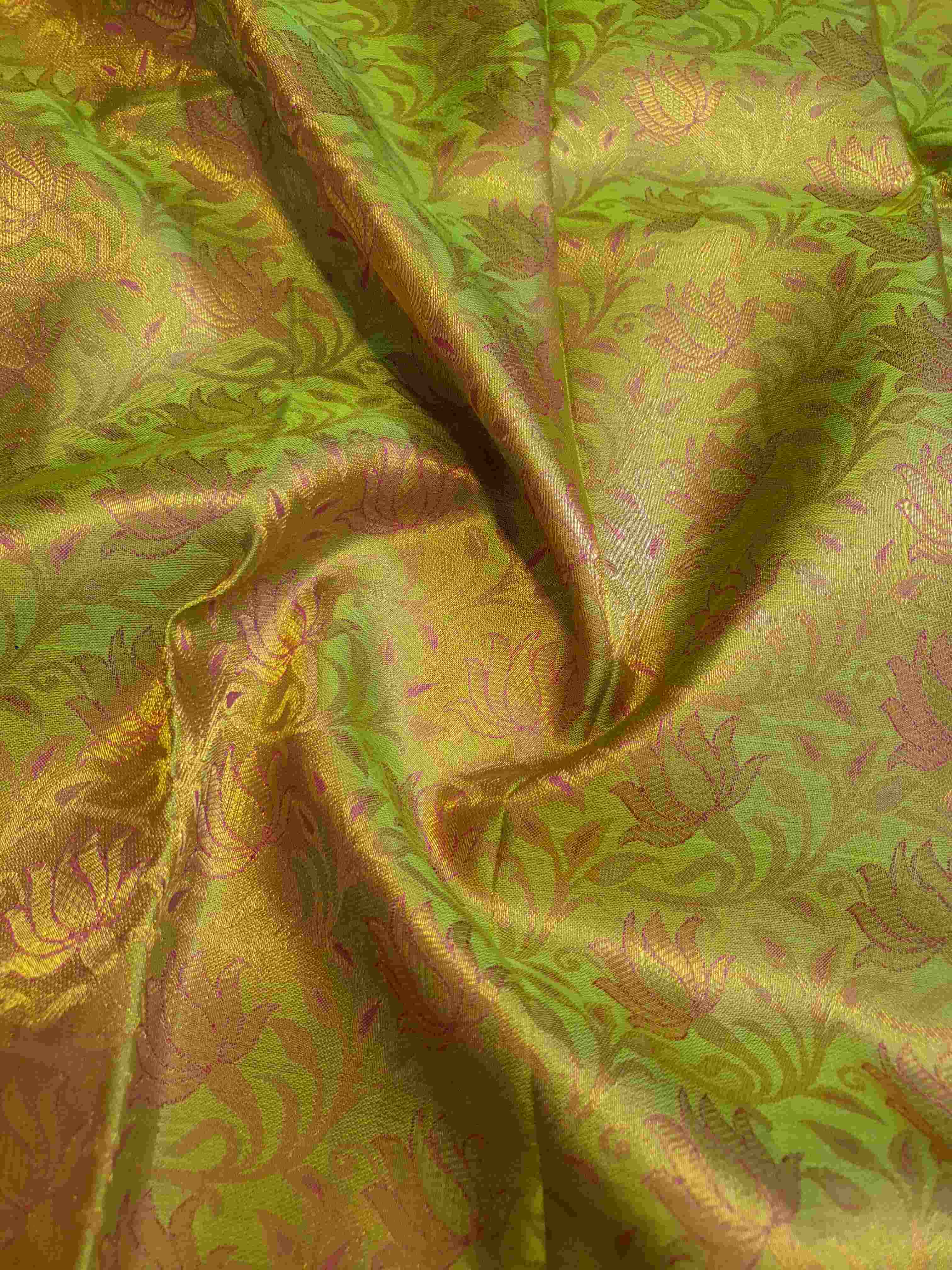 Lime Green Kanchipuram Handloom 2G Gold Pattu Silk Saree