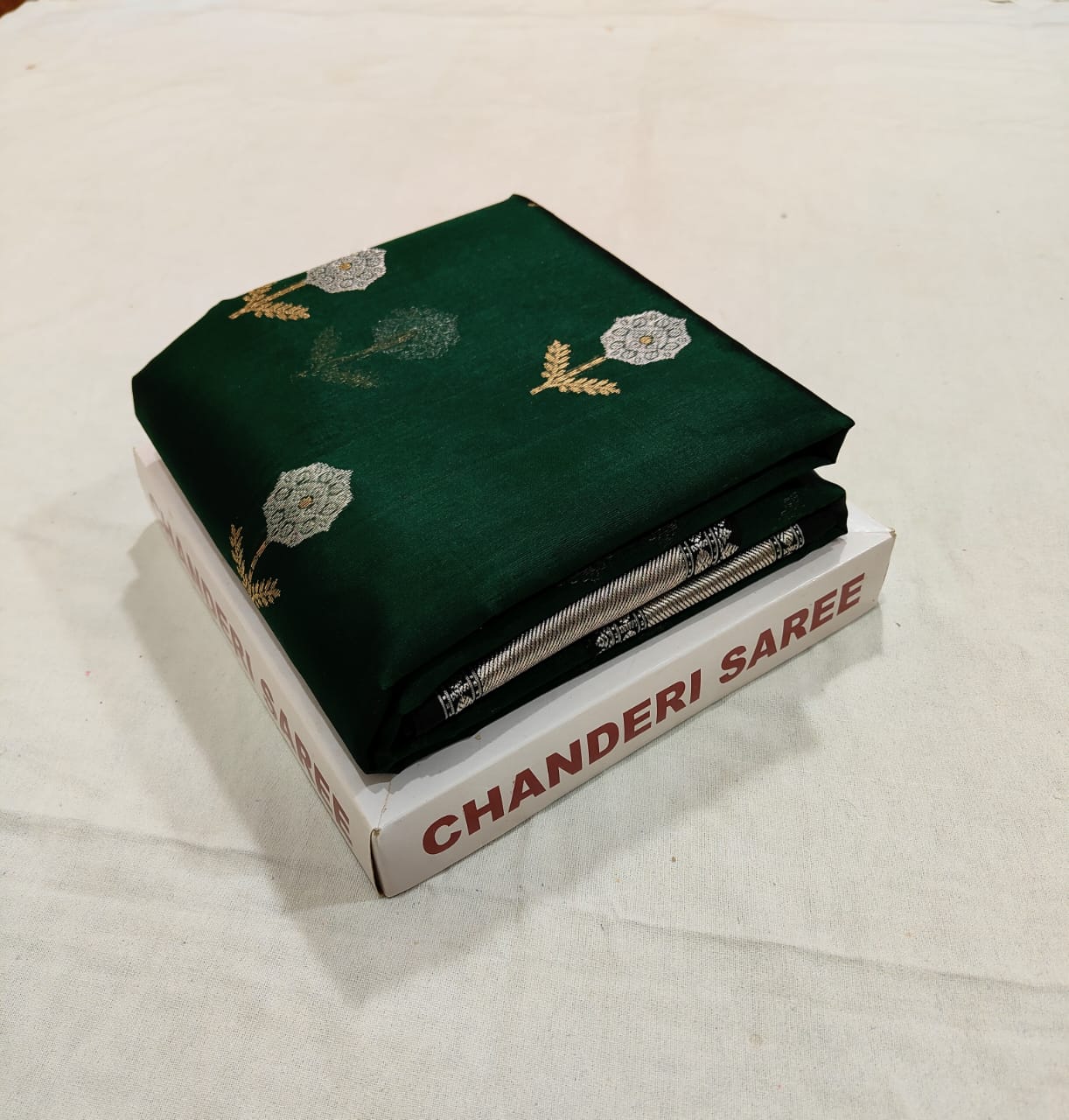 Bottle Green Chanderi Handloom Pattu Silk Meenakari Nakshi Saree
