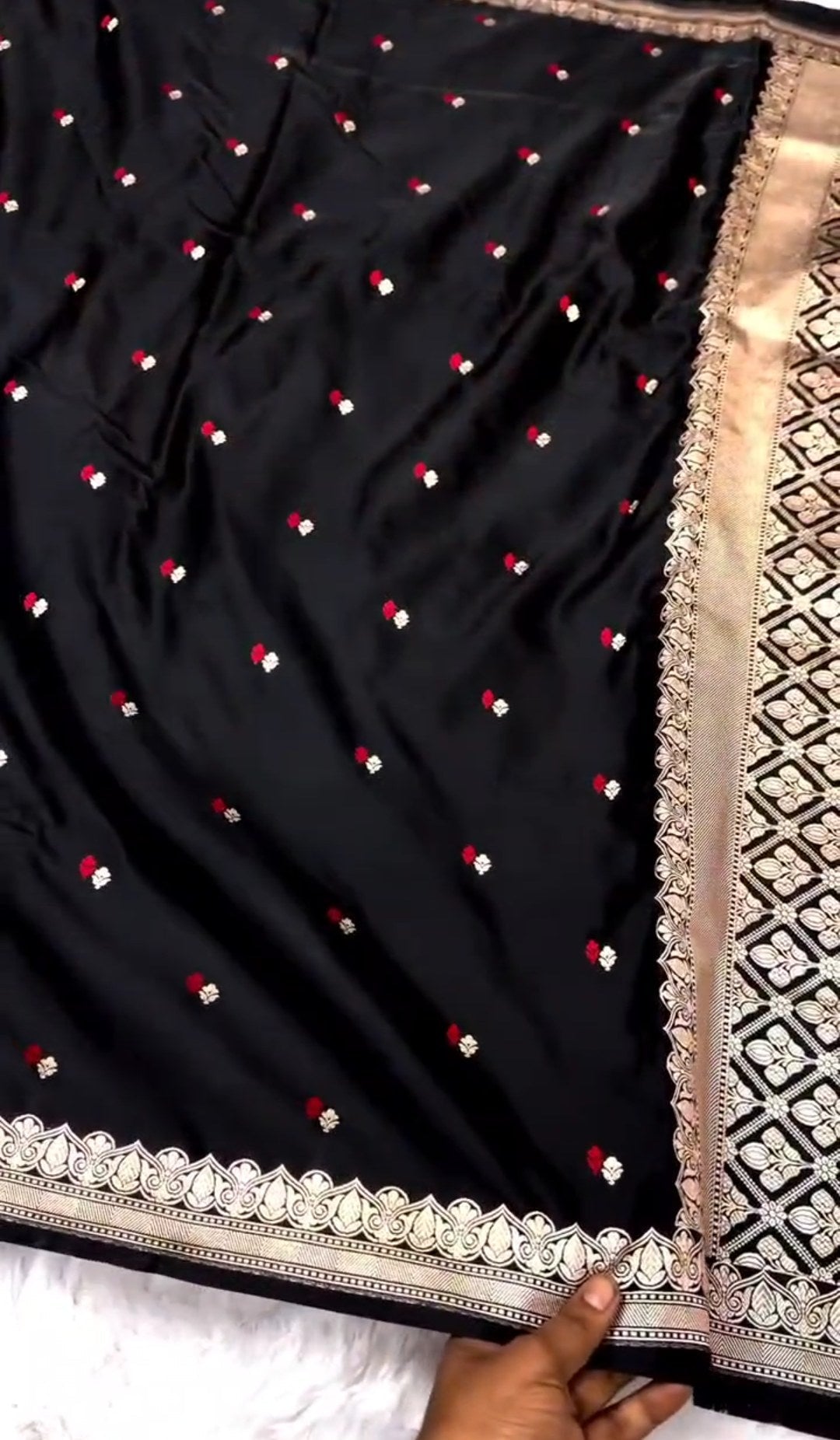 Black Banarasi Mashru Soft Silk Saree