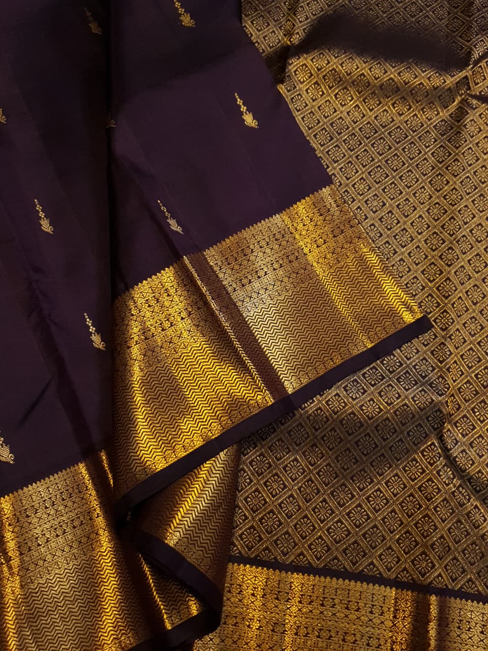 Dark Purple Kanchipuram Handloom 2G Gold Pattu Silk Saree