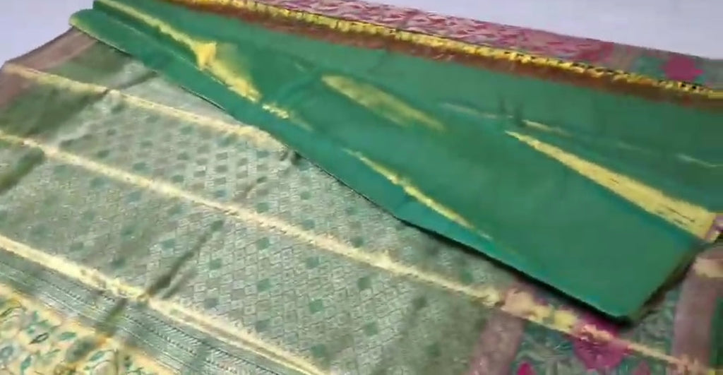 Hot Pink Kanchipuram Håndvævet Brokade Meenakari Silkesari