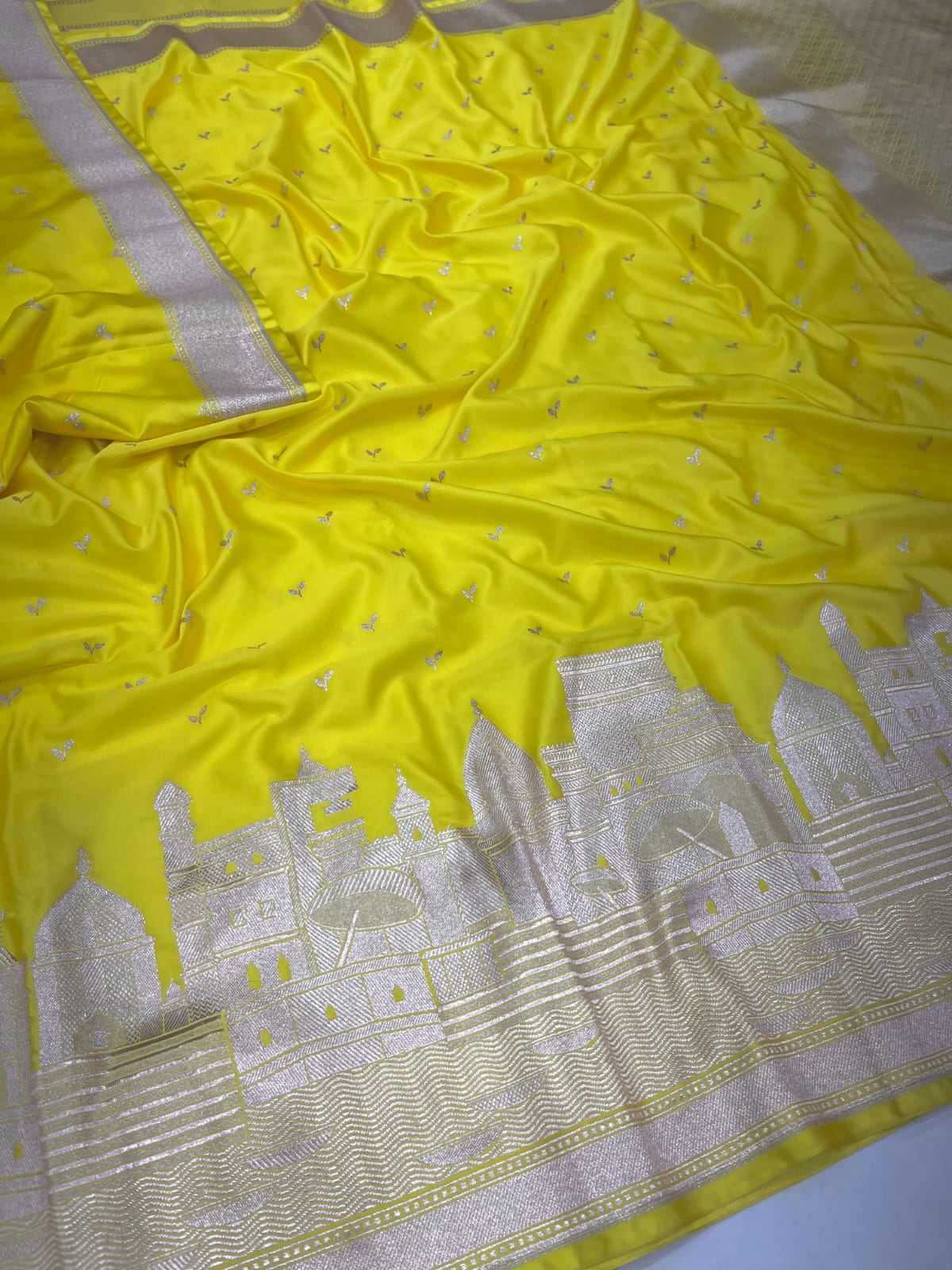 Lemon Banarasi Kashi Ghat Mashru Silk Copper Zari Saree