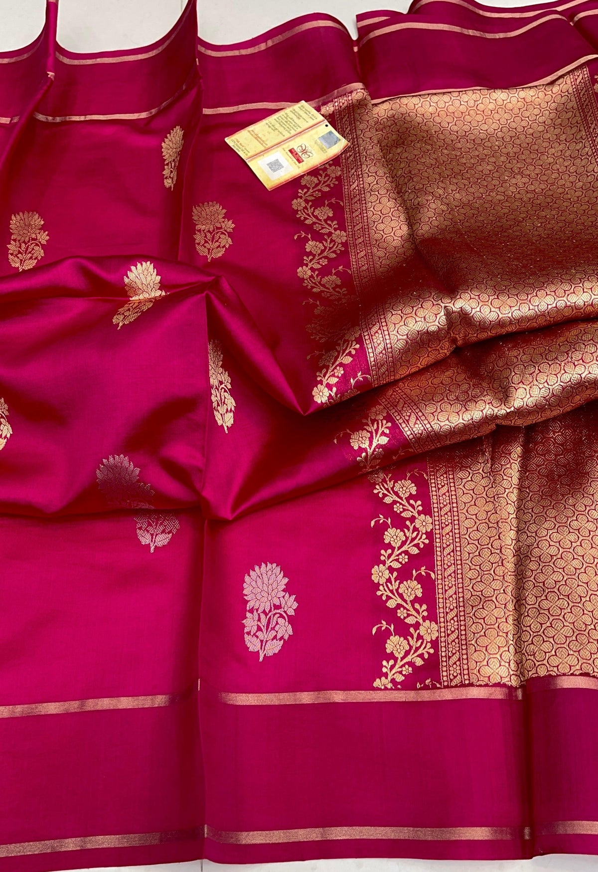 Magenta Banarasi Handloom Raw Mango Silk Saree with gold zari buttas and Mashru borders