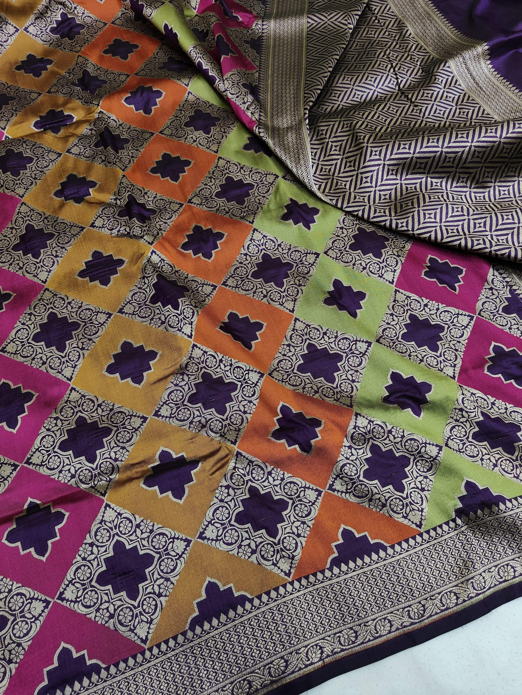 Wine Banarasi Handloom Katan Silk Rangkaat Meenakari Saree