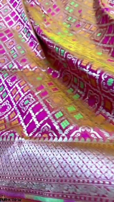 Dual Tone Pink Banarasi Handloom Pure Katan Silk Meenakari Saree with Gold Zari Weaving and Silk Mark Certification