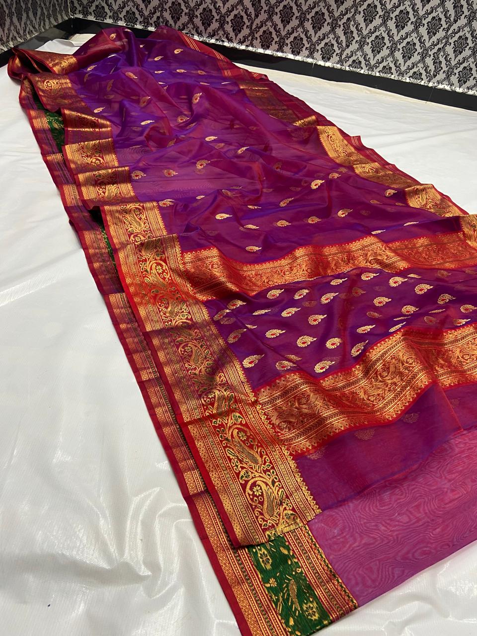 Dual Tone Magenta Chanderi Handloom Katan Silk Nakshi Meenakari Saree featuring intricate gold zari and rich traditional borders