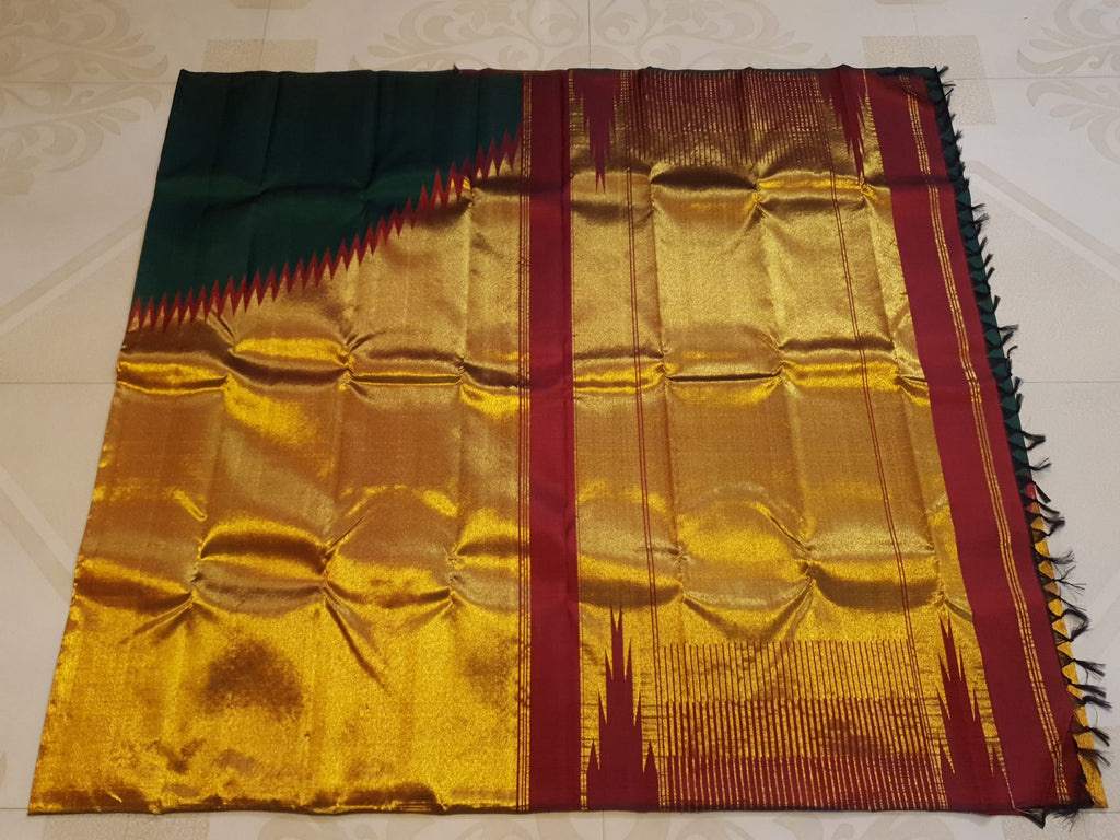 Bottle Green Kanchipuram Handloom 2G Gold Temple Silk Saree, a stunning embodiment of South Indian weaving traditions