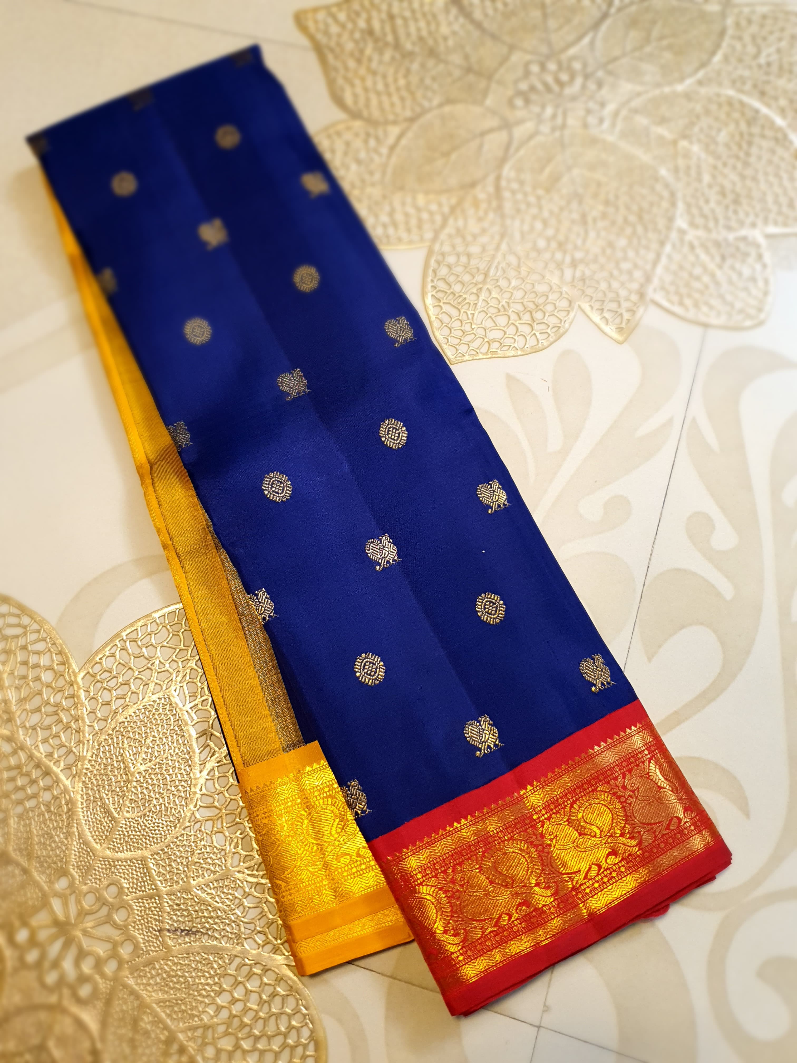 Royal Blue Kanchipuram Handloom 3G Gold Korvai Silk Ganga Jamuna Saree with traditional buttas and dual-color borders.