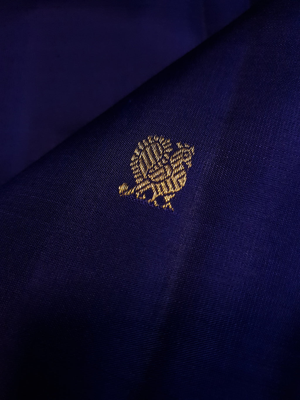 Royal Blue Kanchipuram Handloom 3G Gold Korvai Silk Ganga Jamuna Saree with traditional buttas and dual-color borders.