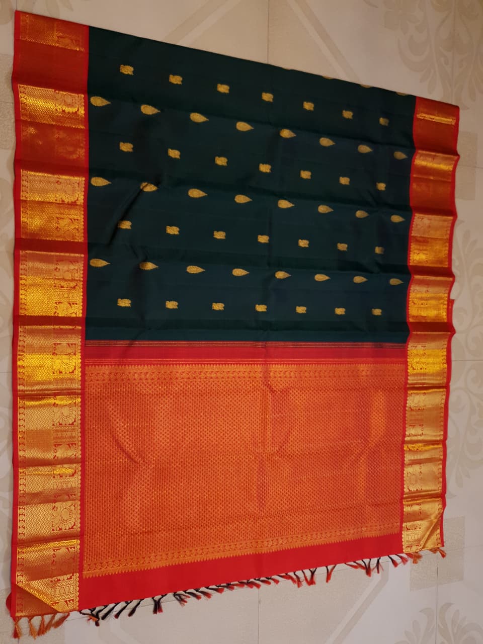 Green Kanchipuram Handloom 2G Gold Pattu Silk Saree