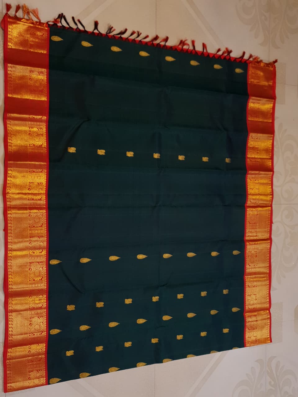 Green Kanchipuram Handloom 2G Gold Pattu Silk Saree