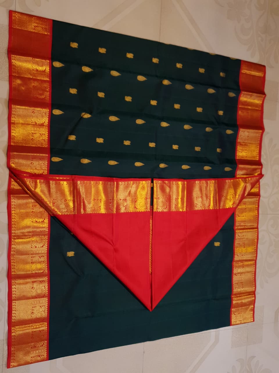 Green Kanchipuram Handloom 2G Gold Pattu Silk Saree