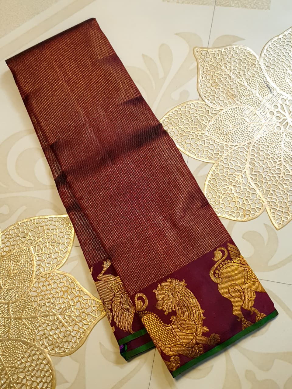 Maroon Kanchipuram Handloom 2G Gold Pattu Silk Saree