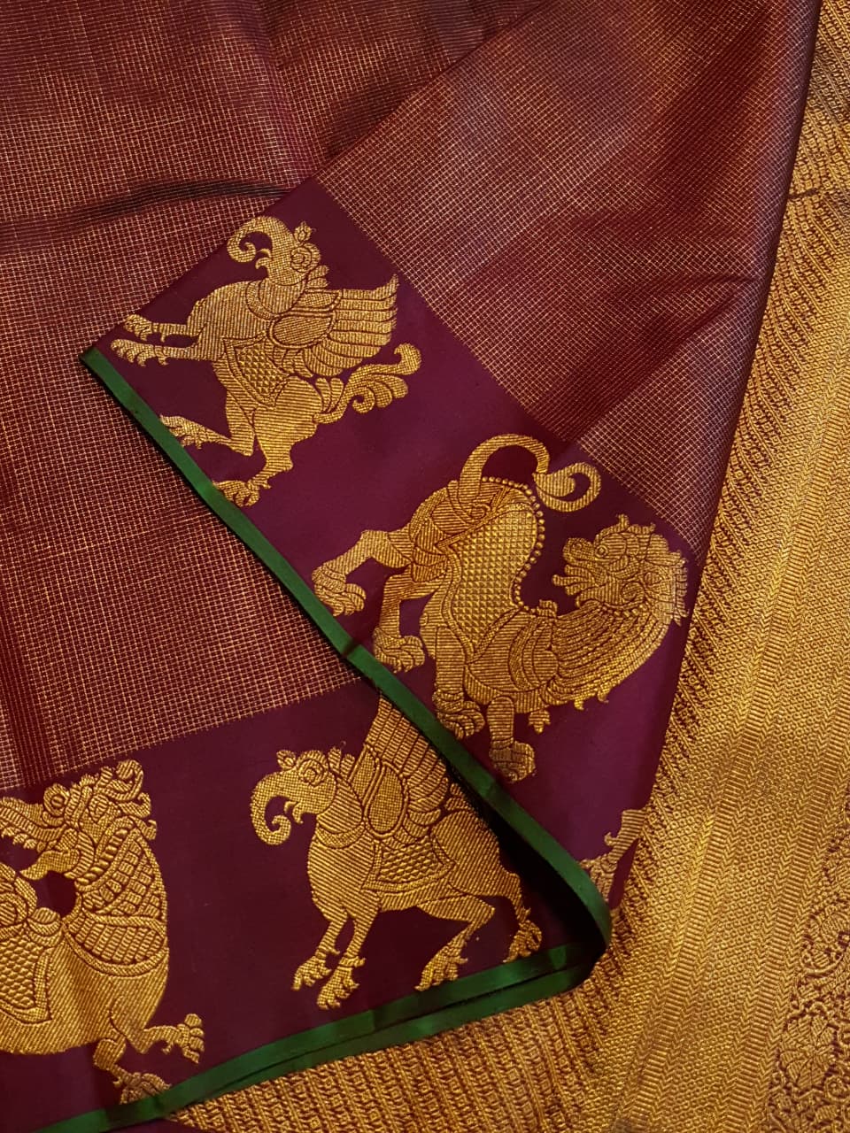 Maroon Kanchipuram Handloom 2G Gold Pattu Silk Saree