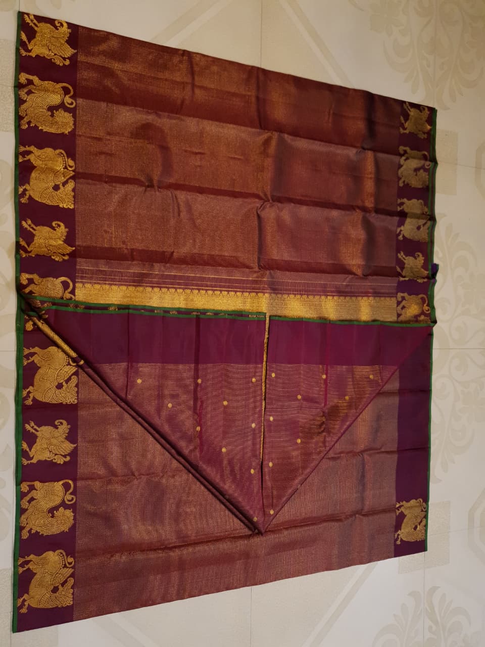 Maroon Kanchipuram Handloom 2G Gold Pattu Silk Saree