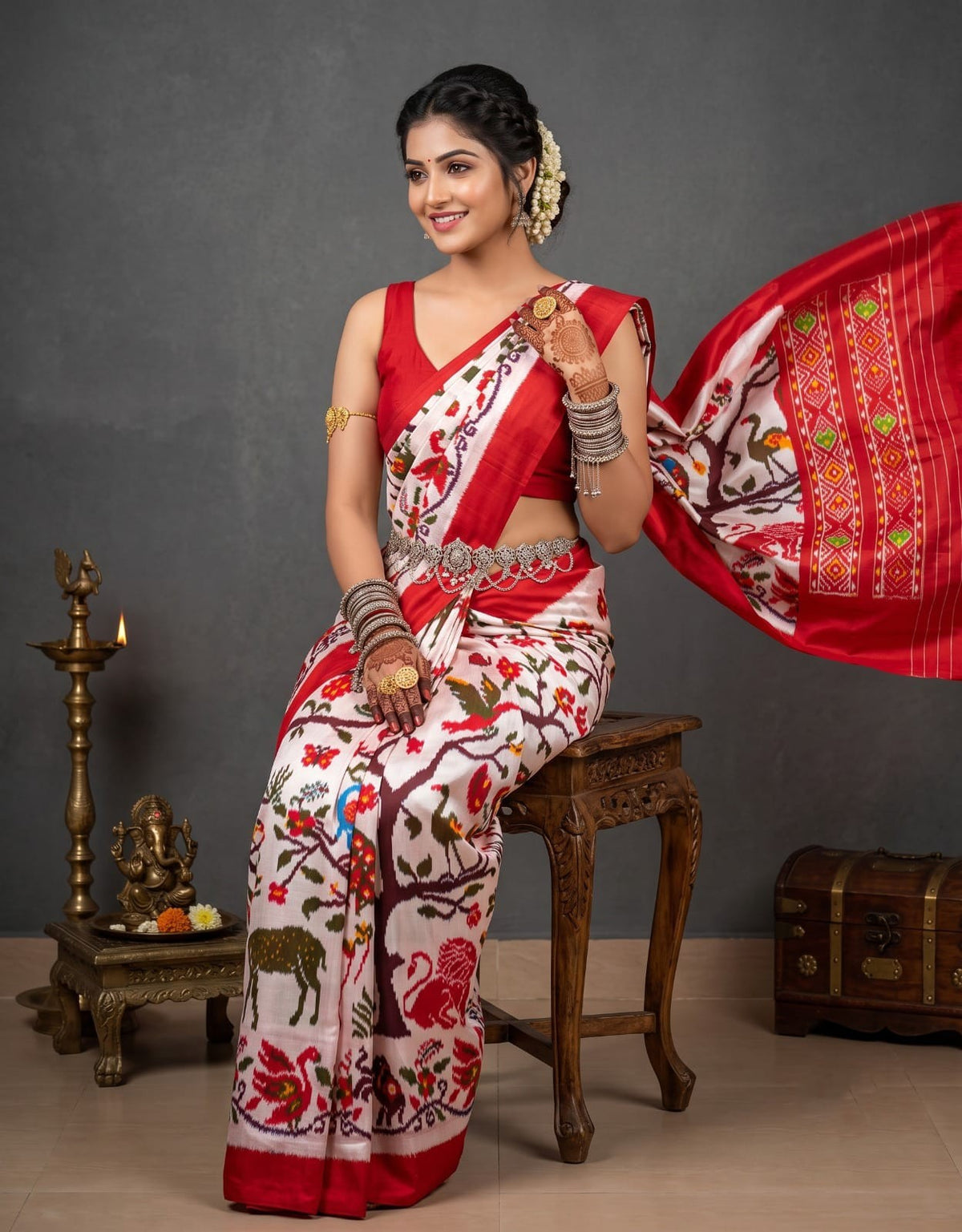 Silk Mark Certified Pochampally Handloom Ikkat Madthasu Patola Silk Saree