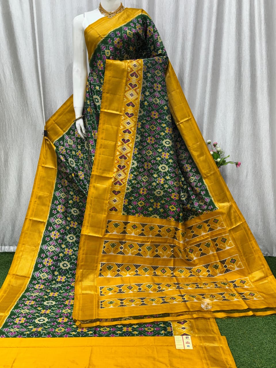 Silk Mark Certfied Pochampally Handloom Ikkat/Ikat Patola Silk Sarees
