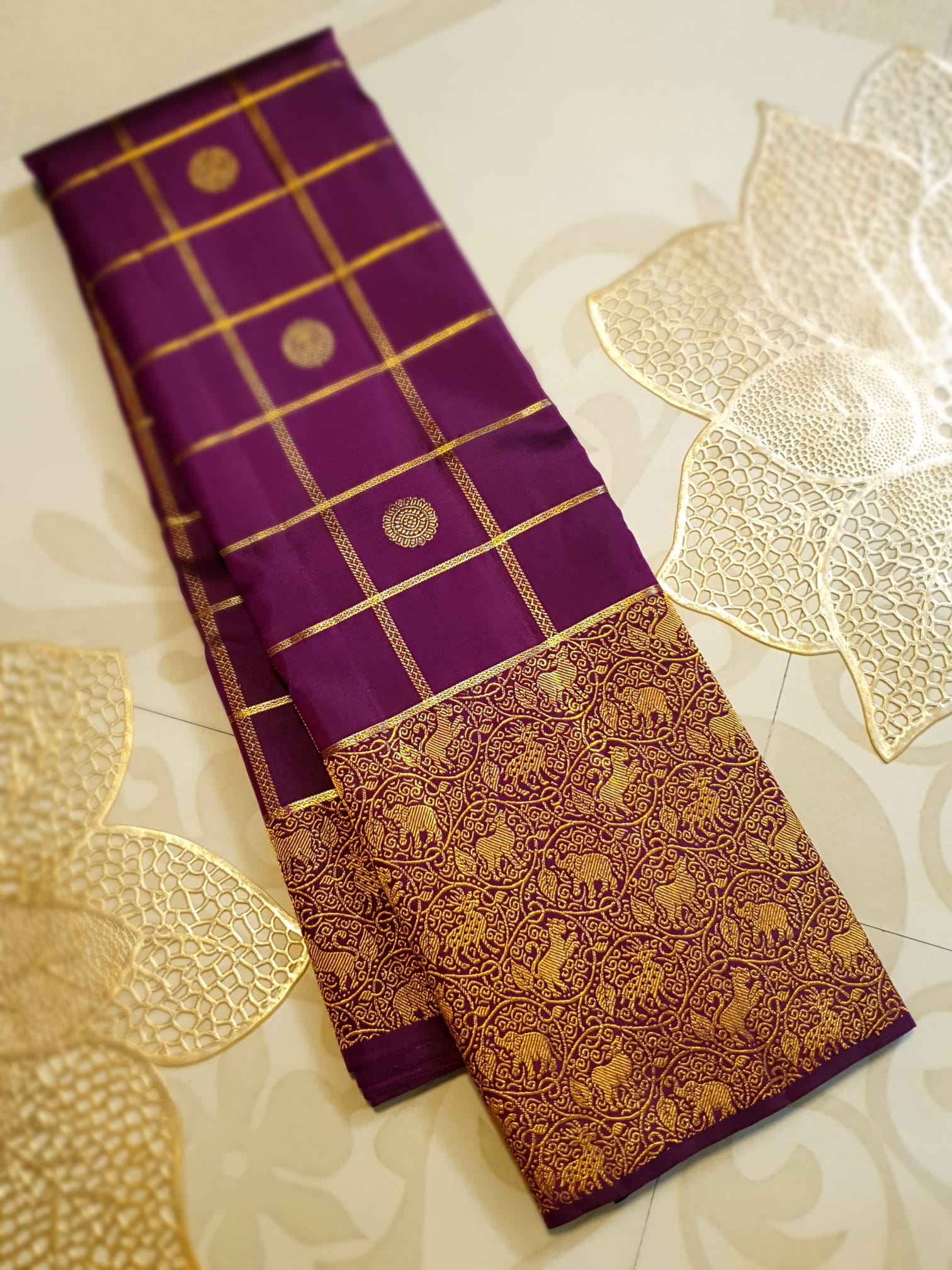 Maroon Kanchipuram Handloom 2G Gold Pattu Silk Saree